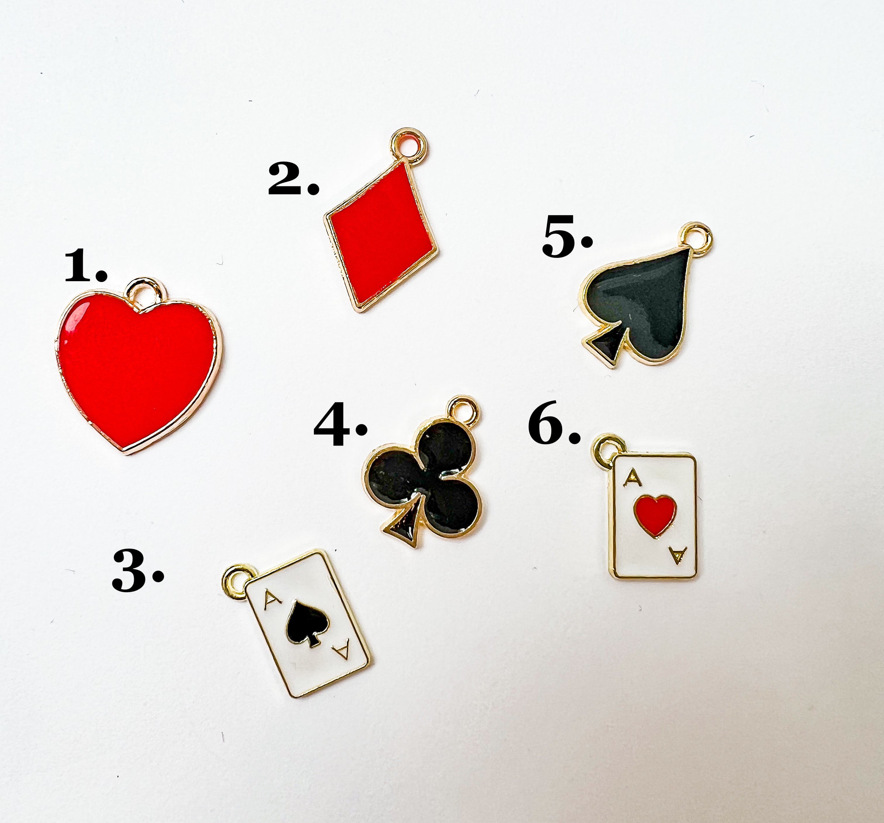Choose your Charms: Queen of Hearts